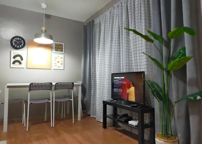 Stylish 2br W/ Free Pool Access And Parking Lg03 *